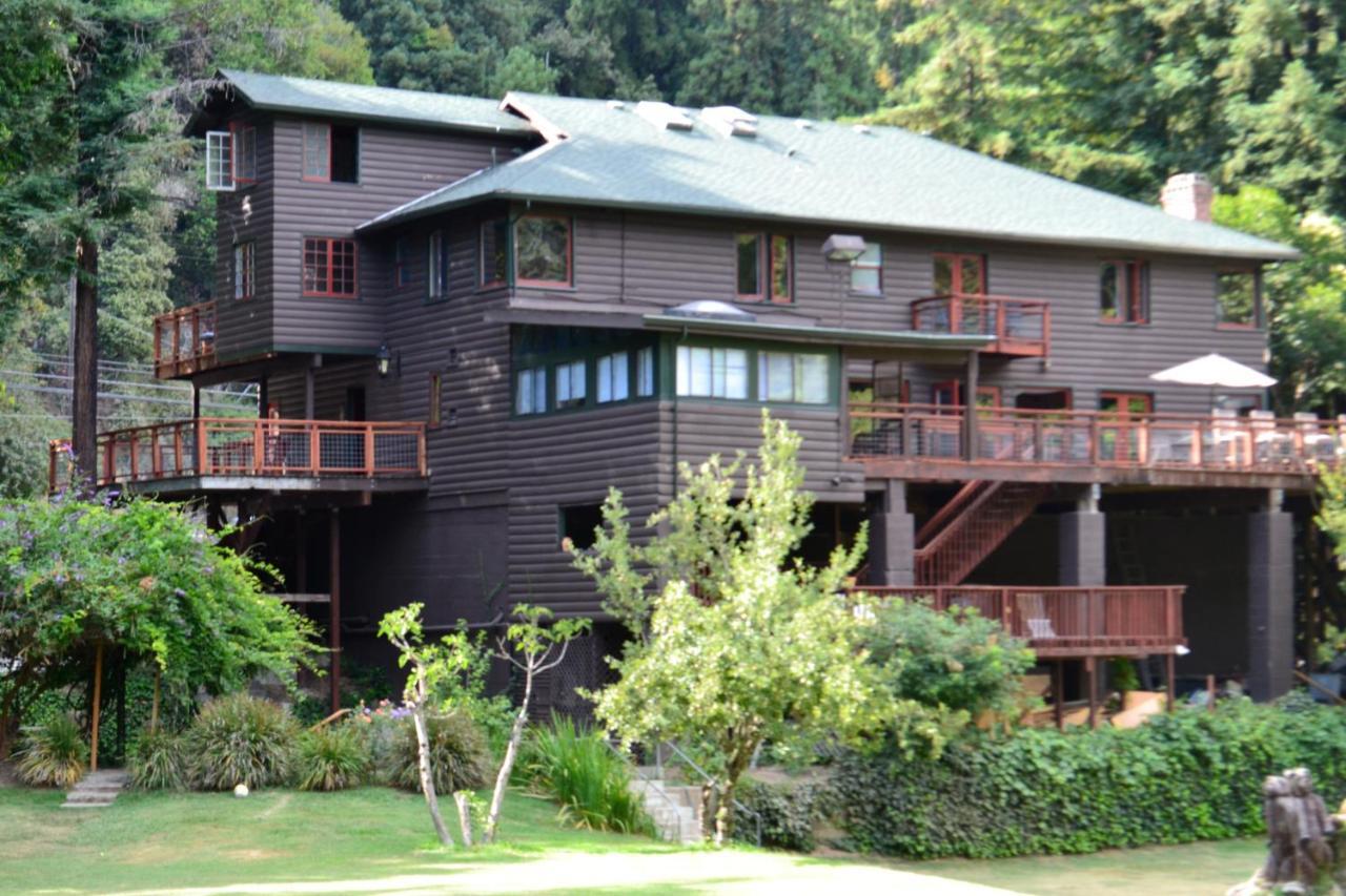 Hotel Guerneville Lodge