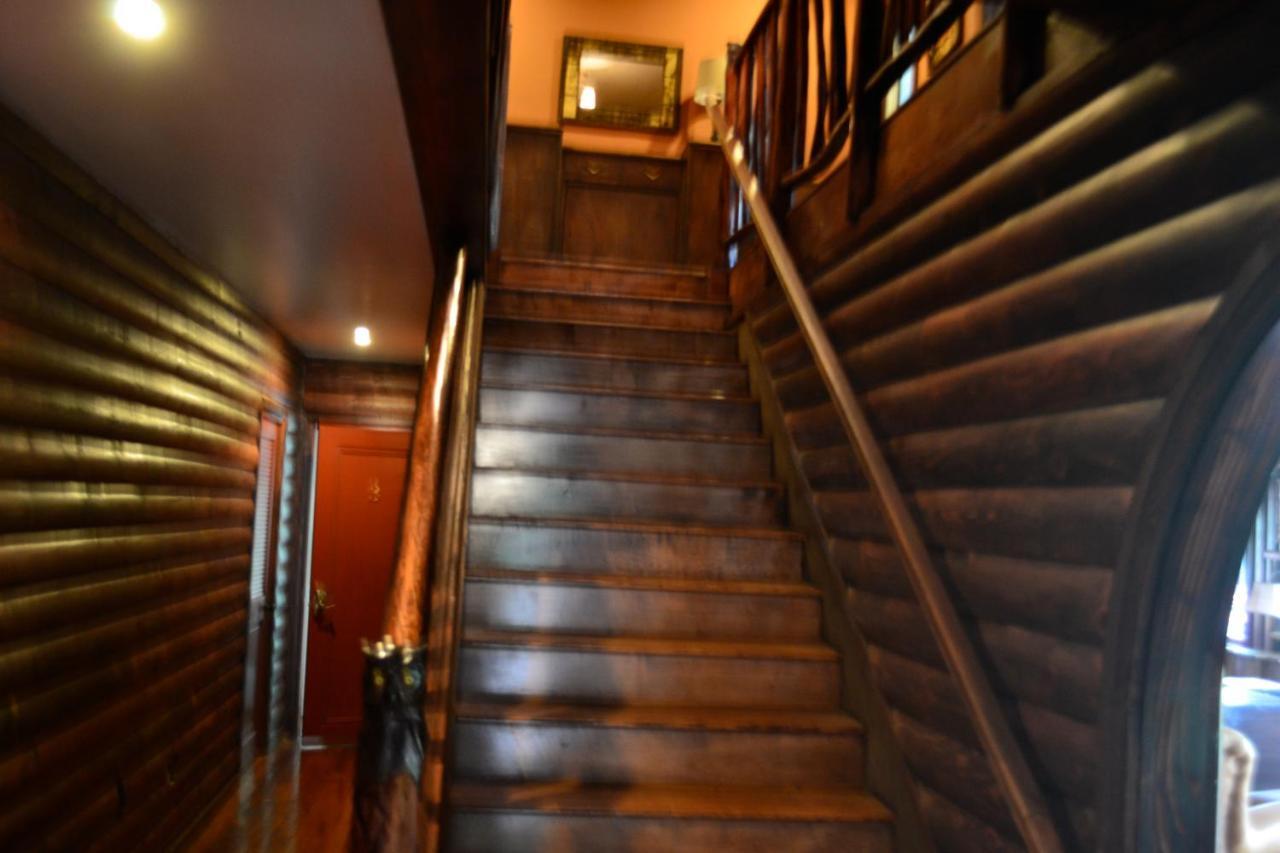 Guerneville Lodge 3*