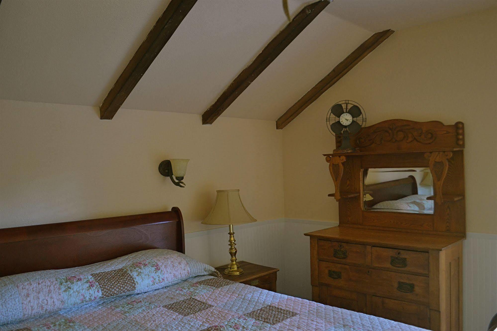 Guerneville Lodge Guerneville