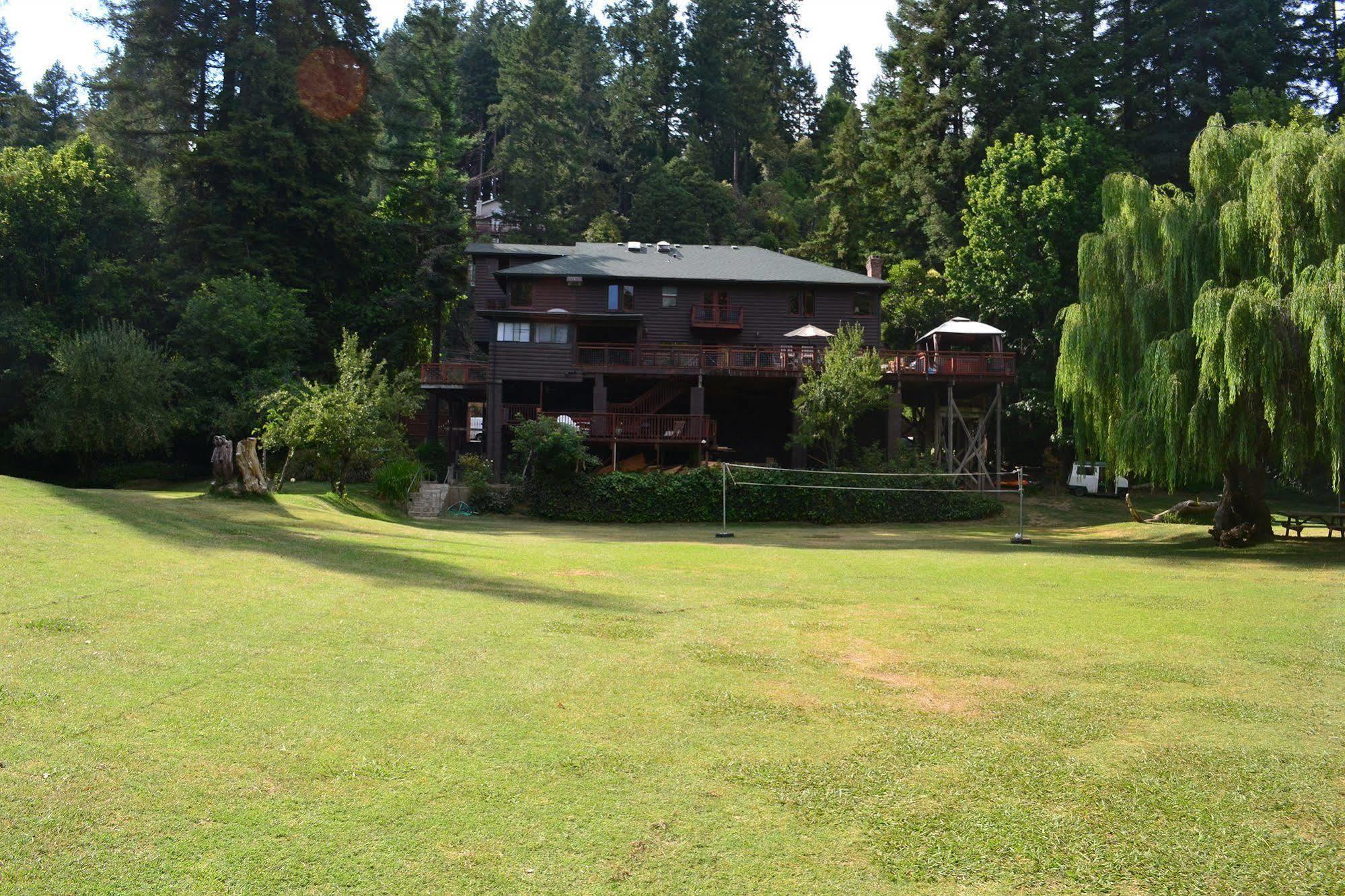 Guerneville Lodge Hotel 3*