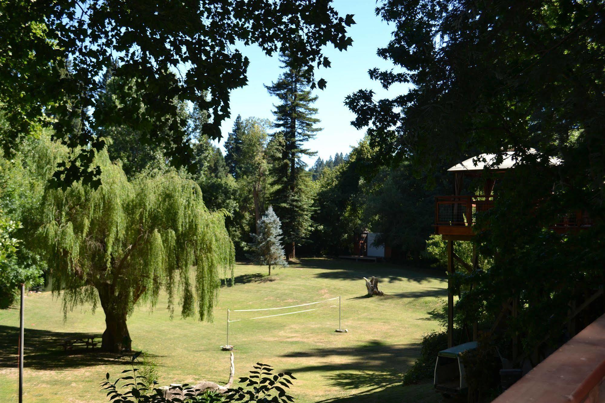 Guerneville Lodge Hotel 3*